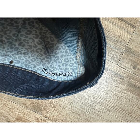 Platinum Jeans Juniors Size 15 Dark Wash Denim Ultimate Fit Mid Rise Straight - Picture 3 of 6